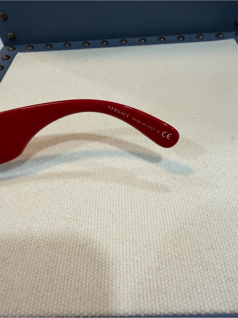 Versace sunglasses - Picture 5 of 6